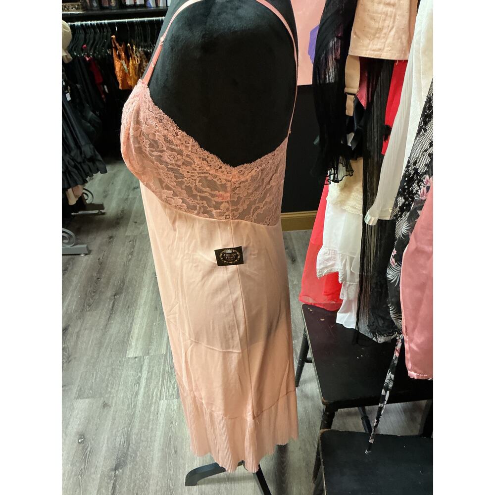 VINTAGE PEACH SLIP DRESS SMALL - Picture 4 of 4